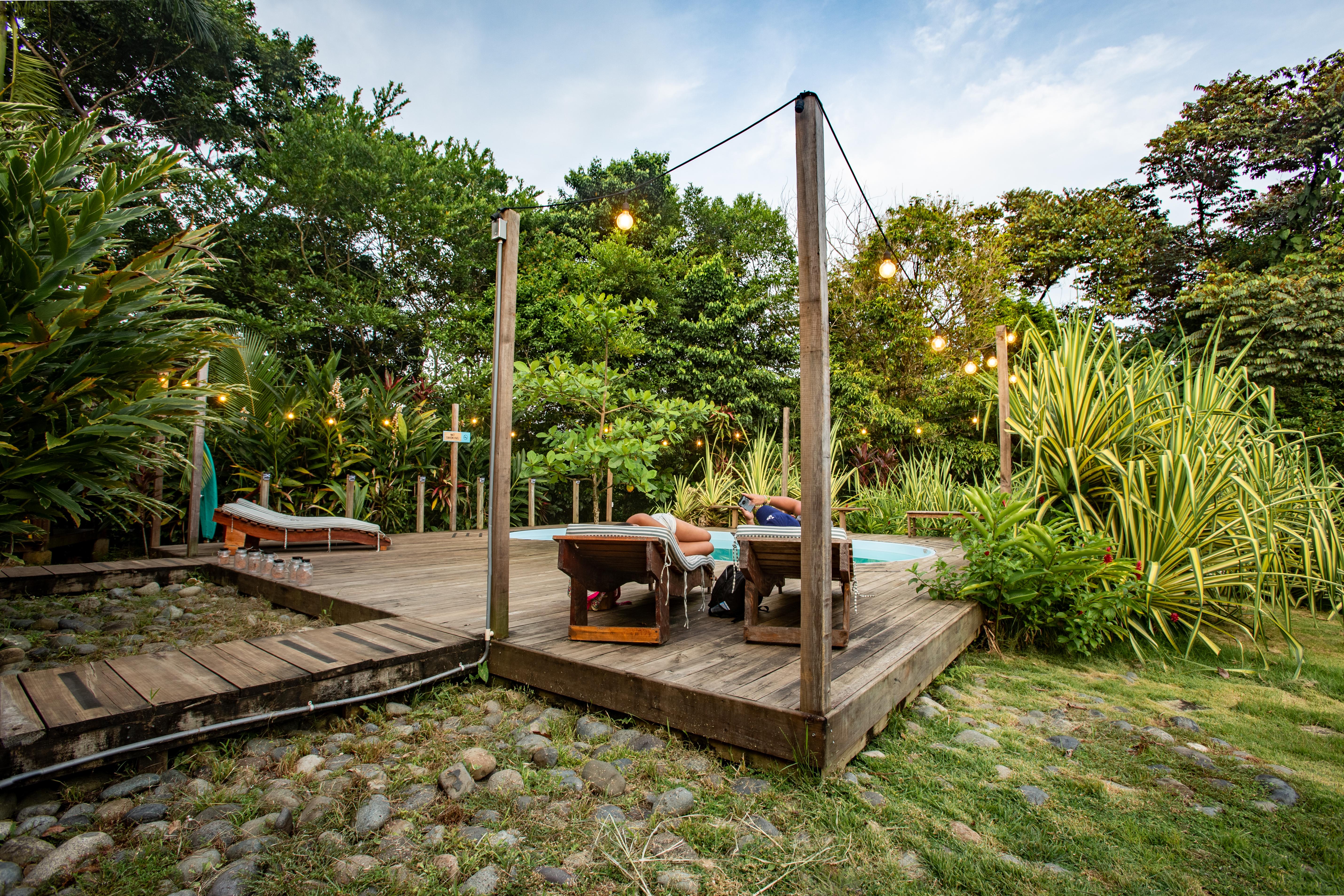 Socialtel Red Frog Hotel Bocas del Toro Buitenkant foto