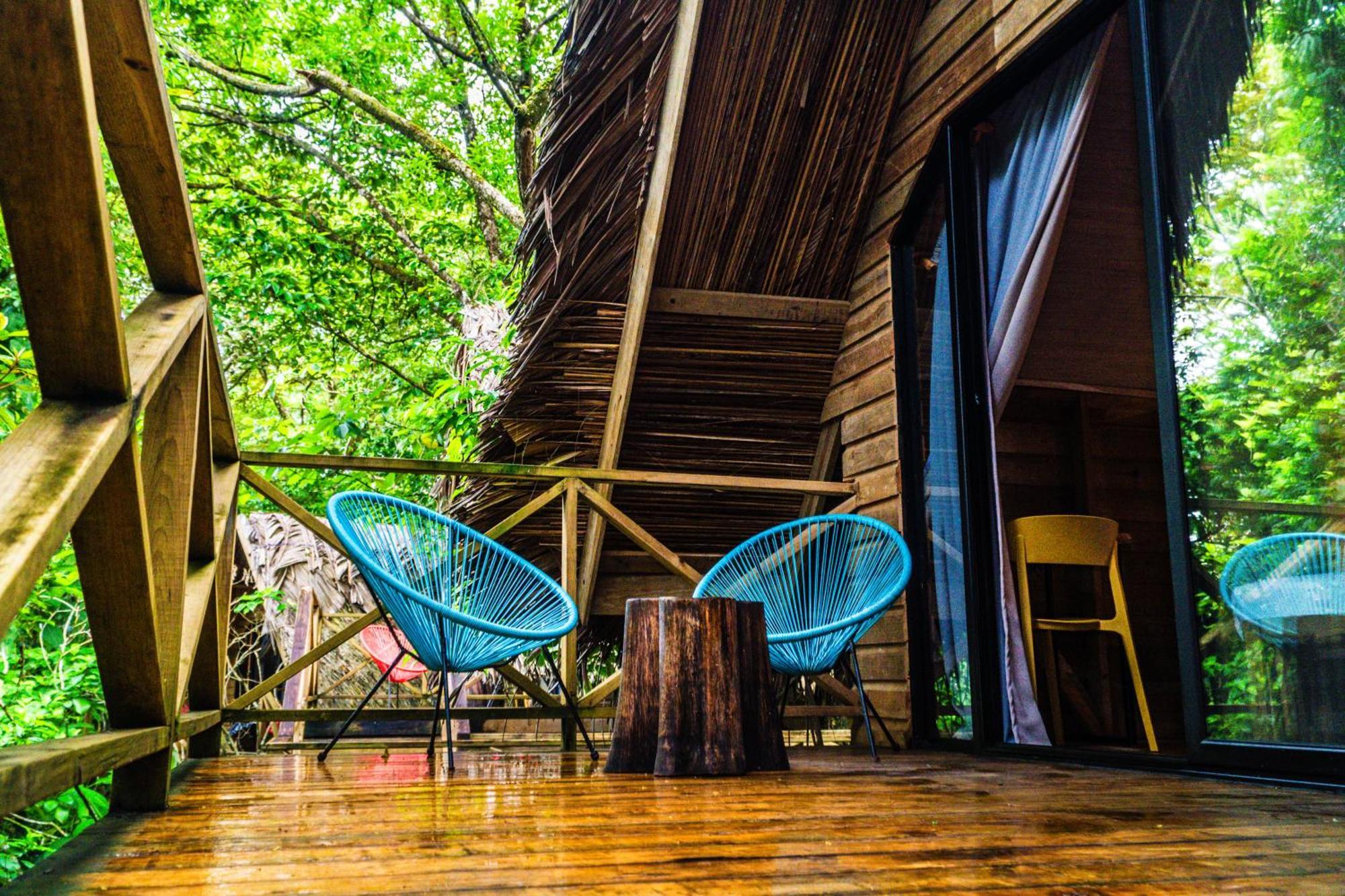 Socialtel Red Frog Hotel Bocas del Toro Buitenkant foto